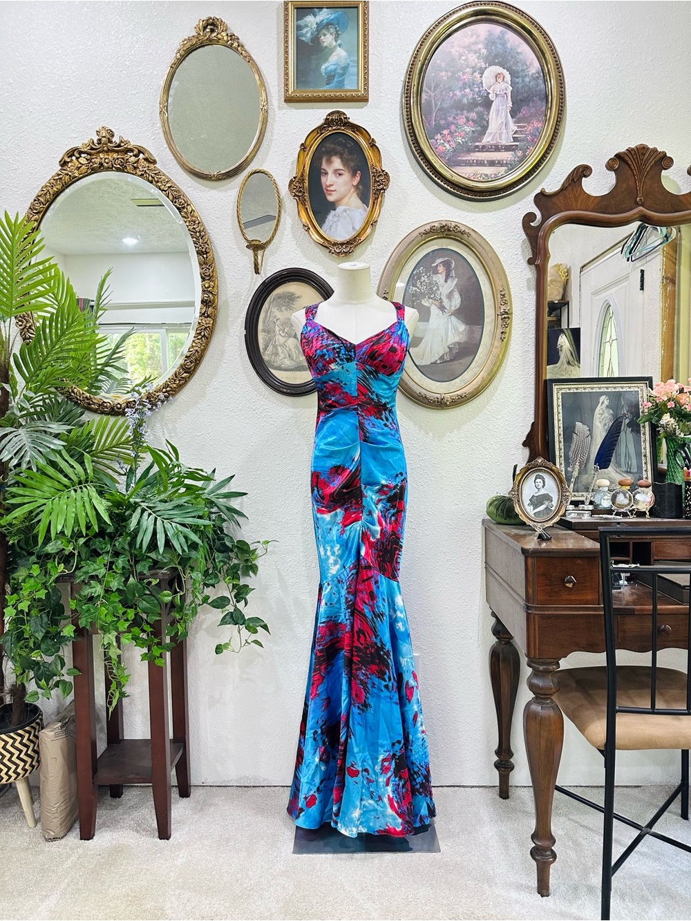 Blondie Nites Blue & Red Abstract Print Maxi Dress